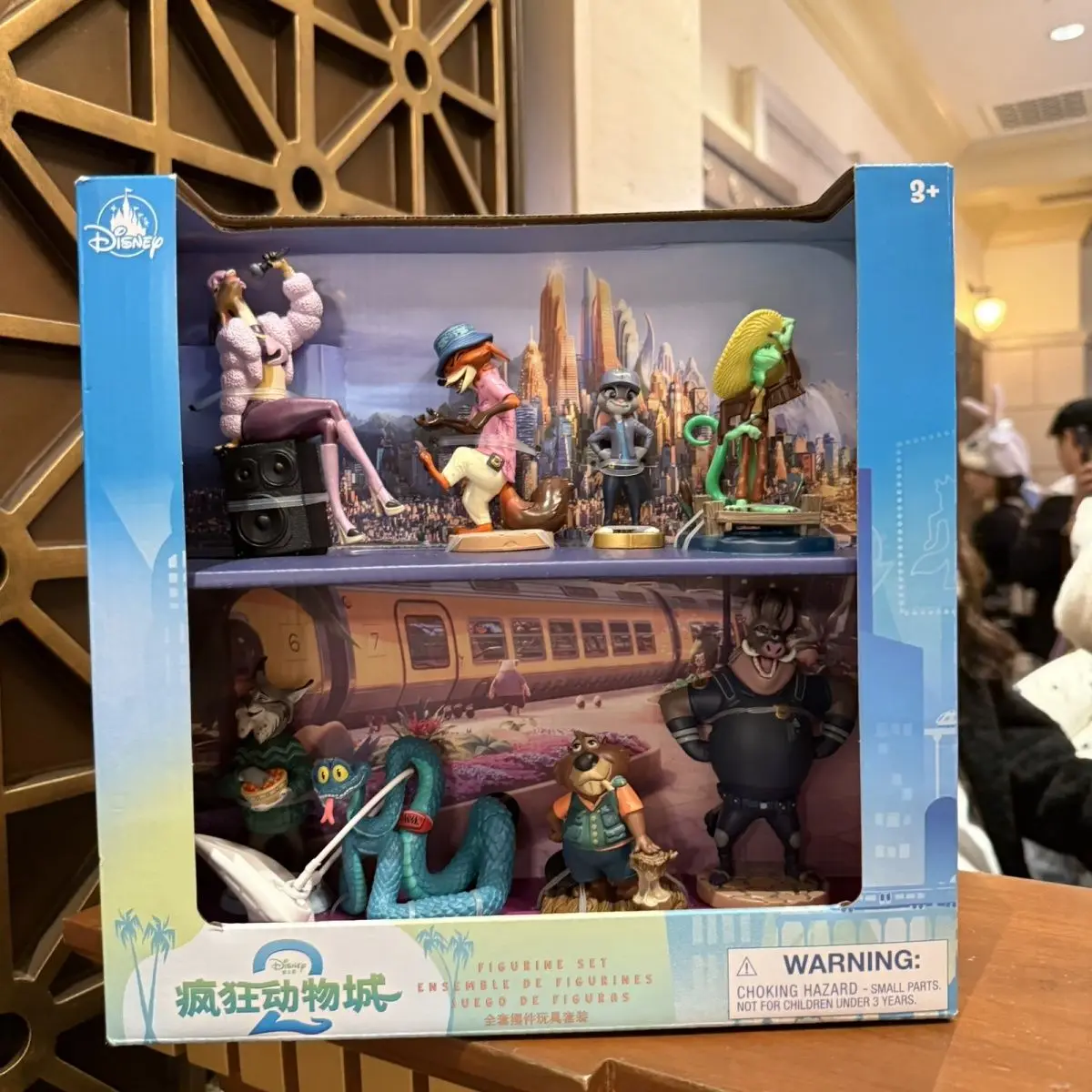 

Официальный подарочный набор коллекционных фигурок Disney Zootopia 2, шарнирные игрушечные модели Nick & Judy, украшение для рабочего стола, подарок для детей