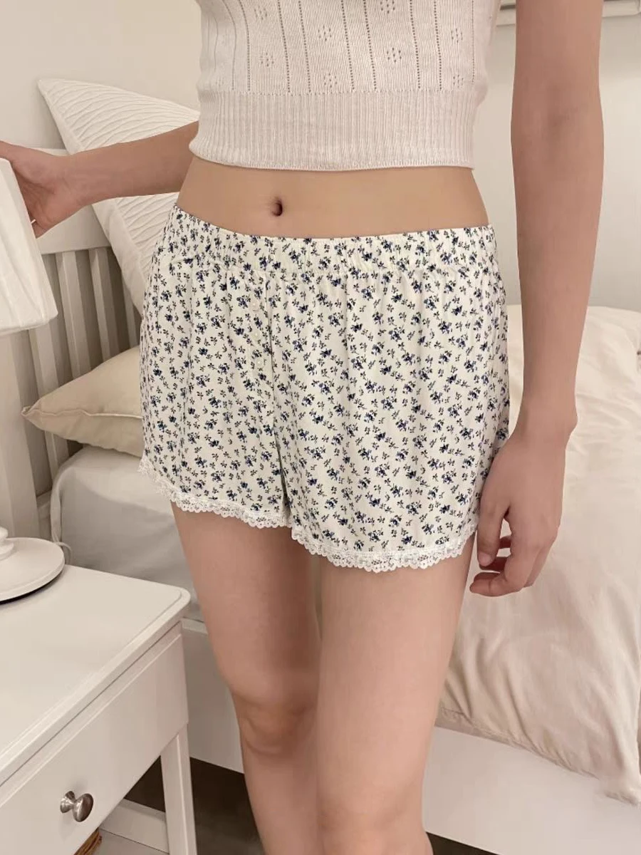 

Floral Lace Trim Shorts Woman Summer Elastic High Waist Buttons Straight Short Pant Sweet Vintage Sweatshorts Casual Underwear