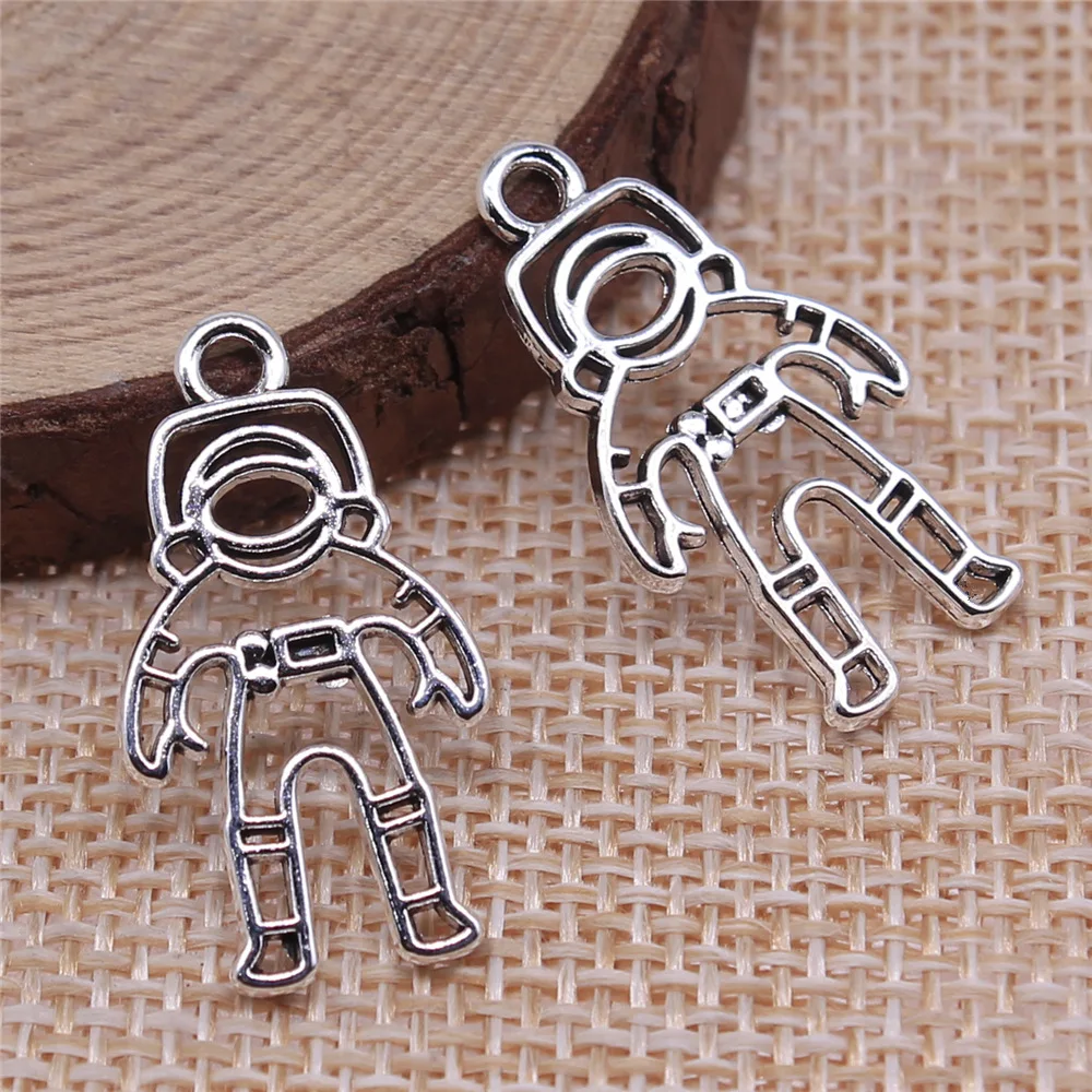 10pcs 26x14mm Antique Silver Color Astronaut Charms Zinc Alloy DIY Handmade Jewelry Making Accessories
