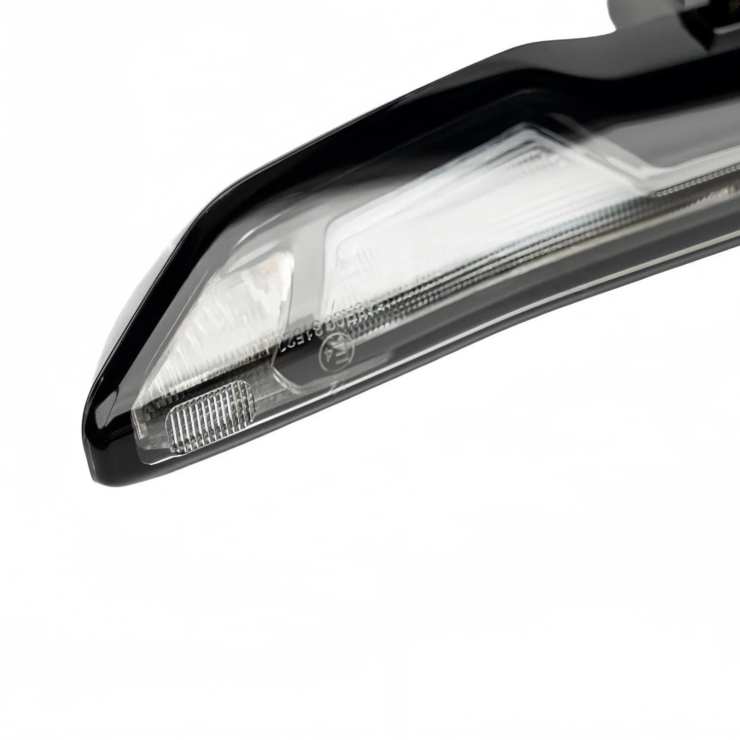 ORIGINAL MIDDLE REAR TAIL LIGHT REAR TAILLIGHT For CFMOTO 675NK CF 675 NK 675SR CF650-10/11 6GUV-160230-5601