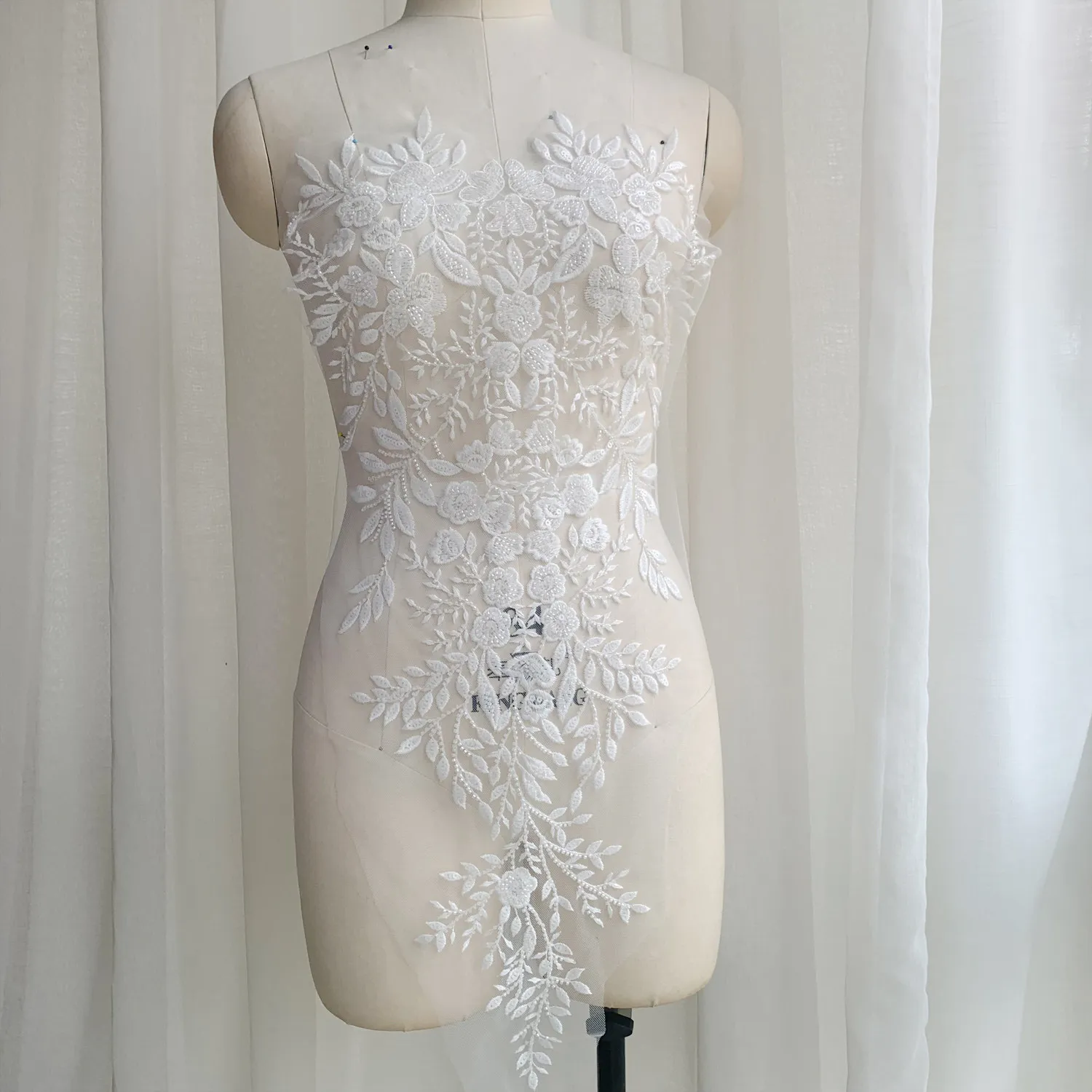 New Porcelain White Sequin Bead Lace Large Flower Piece DIY High-end Wedding Dress Trailing Veil Large Embroidery Piece