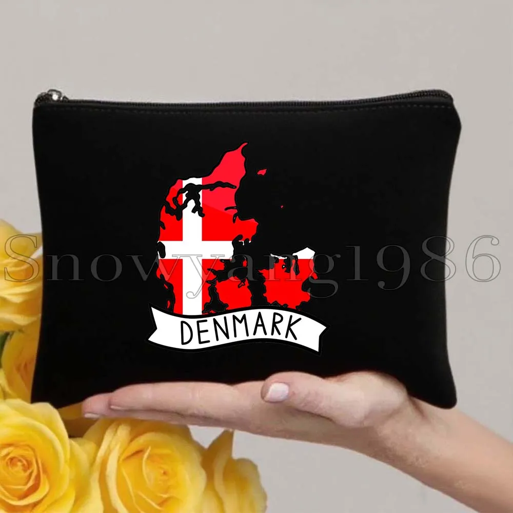 الدنمارك علم الدولة خريطة لطيف الهدايا حقيبة أحمر الشفاه السفر حقيبة مستحضرات تجميل المرأة مدرسة المعلم هدية حقيبة مستحضرات التجميل الحقيبة المحفظة المحمولة #2