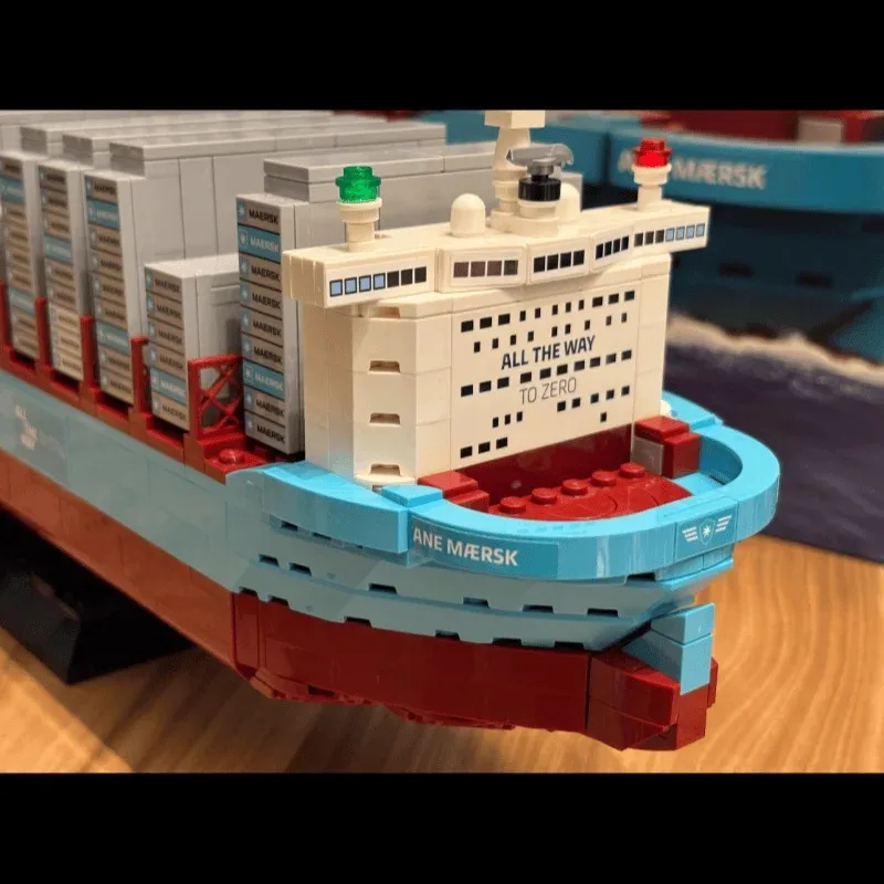 New 2026 Dual-Fuel Container Vessel Bricks Puzzle Ship Boat Assembly Model Kits Vessels Building Blocks Toys Adult Gift view 4