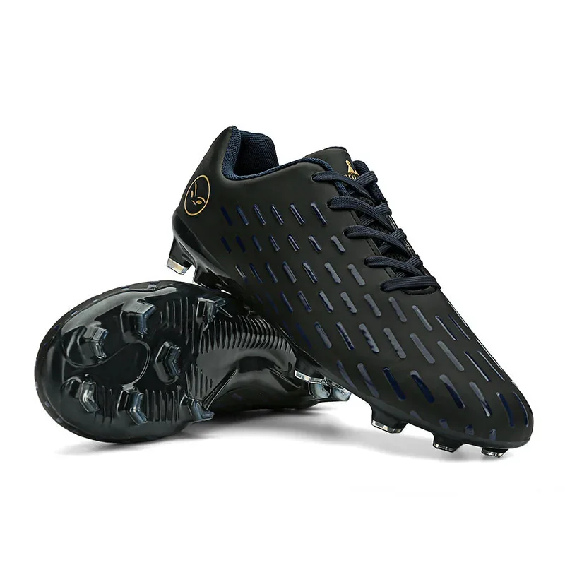 New Children Football Soccer Boots Soccer Shoes Kids Boy Girl Sneakers New Leather High Top Soccer Cleats Training Men