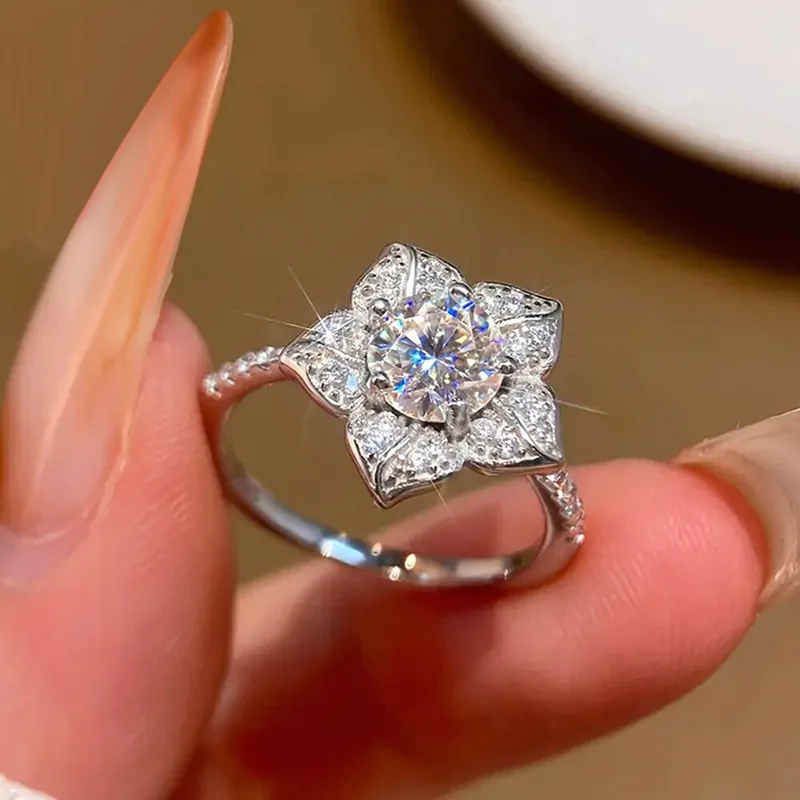 925 Sterling Silver Aesthetic Flower Shaped Women Ring for Wedding Engagement Trendy Fancy Accessories Inlaid Shining CZ Jewelry