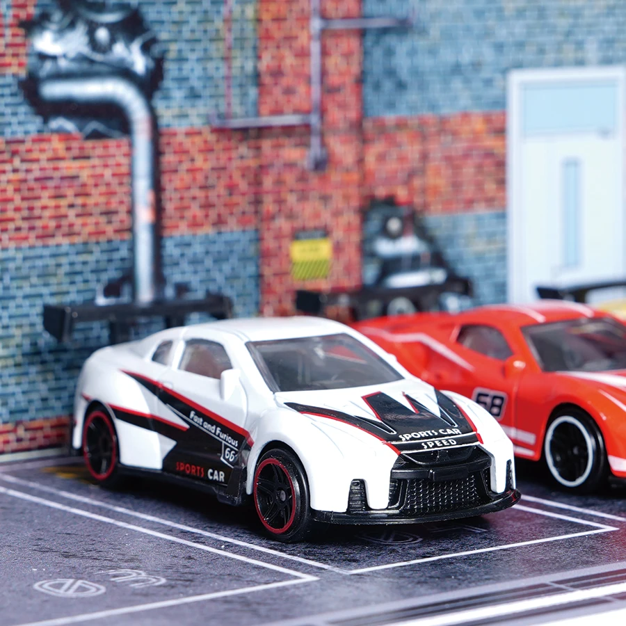 

Гоночная модель игрушечного автомобиля из крутого красного и белого сплава 1:64, демонстрационная коробка можно приобрести, изысканные детали интерьера, адаптировано для демонстрации коллекции, фанатов автомобилей для игр с, настольным компьютером | Креат