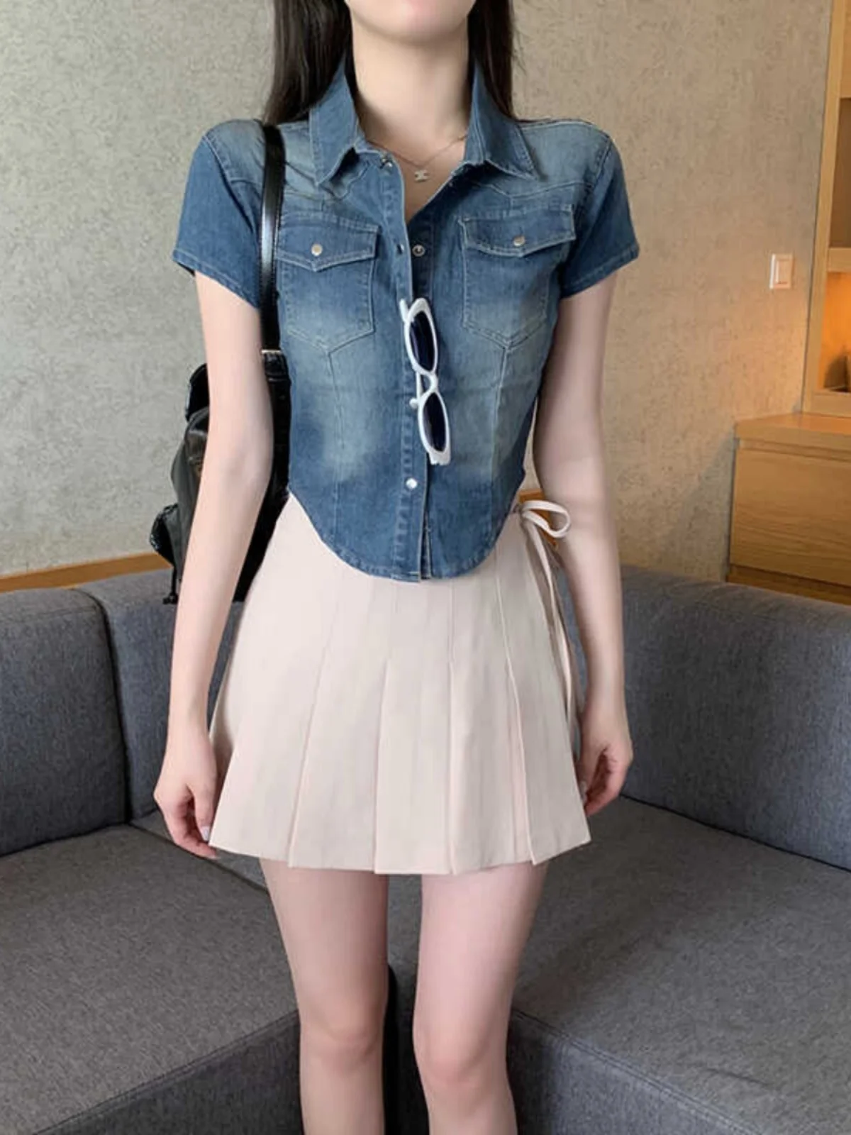 

Ретро джинсовая куртка с коротким рукавом для женщин, приталенная, с воротником, винтажная, с эффектом потертости, с изогнутым подолом, модная летняя верхняя одежда