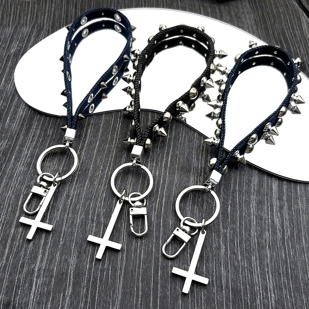 Neue Niet Leder Seil Kreuz Schlüsselbund Goth Kreative Punk Tasche Hängen Seil Geschenk Trendy Charme Christentum Schlüsselanhänger Schmuck – Detail 6