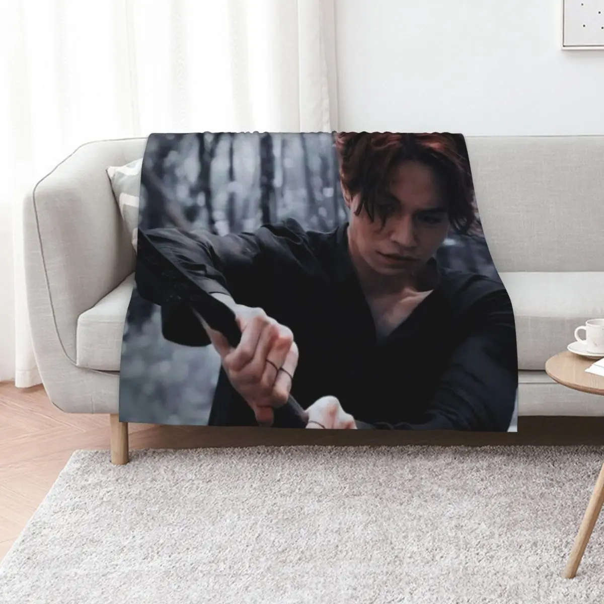 Lee Yeon Throw Blan…