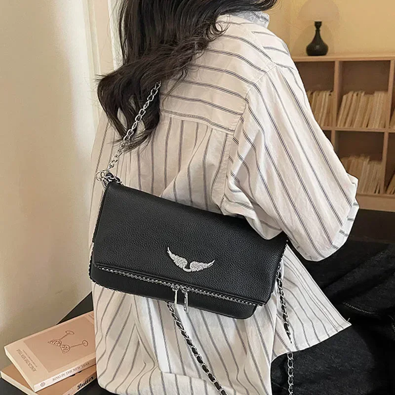 Bolso de hombro y bandolera de moda 2026, bolso cuadrado pequeño con alas para mujer, monedero pequeño y bonito, bolso de mano versátil y elegante