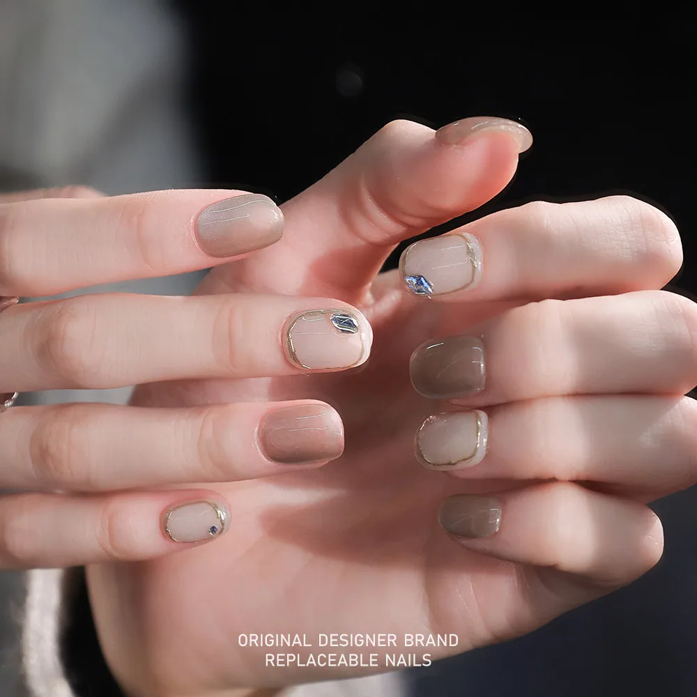 ZIIIBEYOND Lingyun nail art is handmade and wears high-grade translucent and beautiful nail art ,ZB57