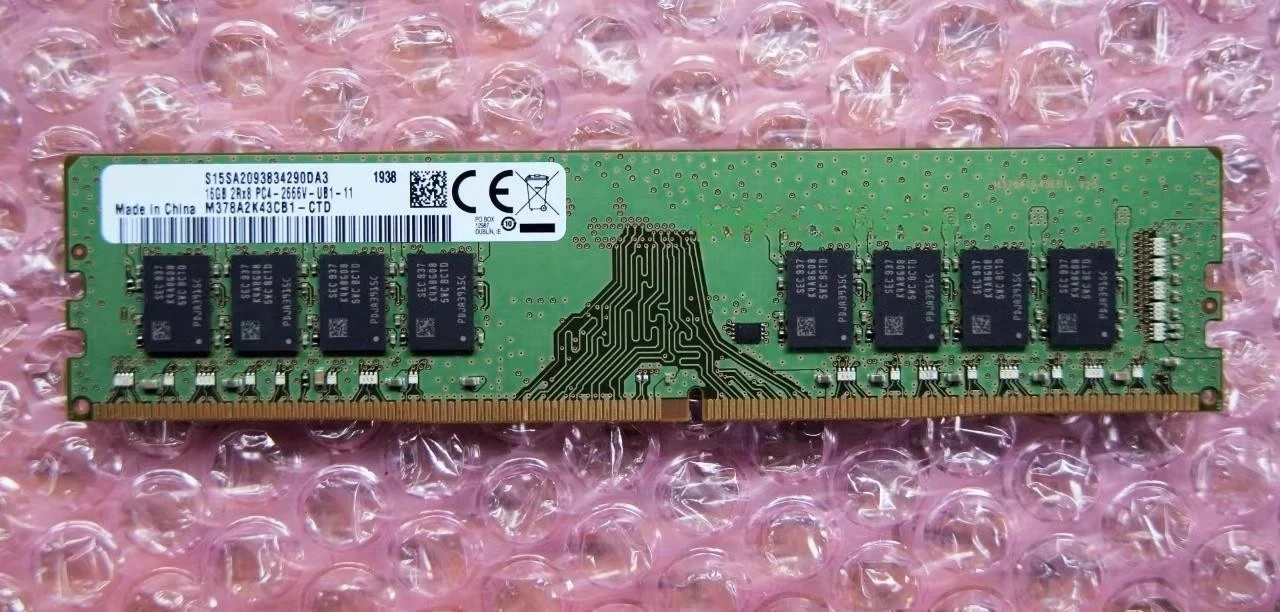 

For Samsung DDR4 16G 2RX8 PC4-2666V Desktop Memory Stick M378A2K43CB1-CTD