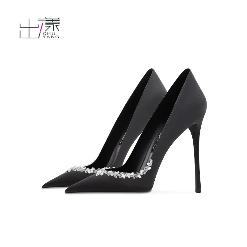 

2025 new silk black rhinestone trimmed high heels,light mouth versatile commuting style,professional single heeled women's shoes