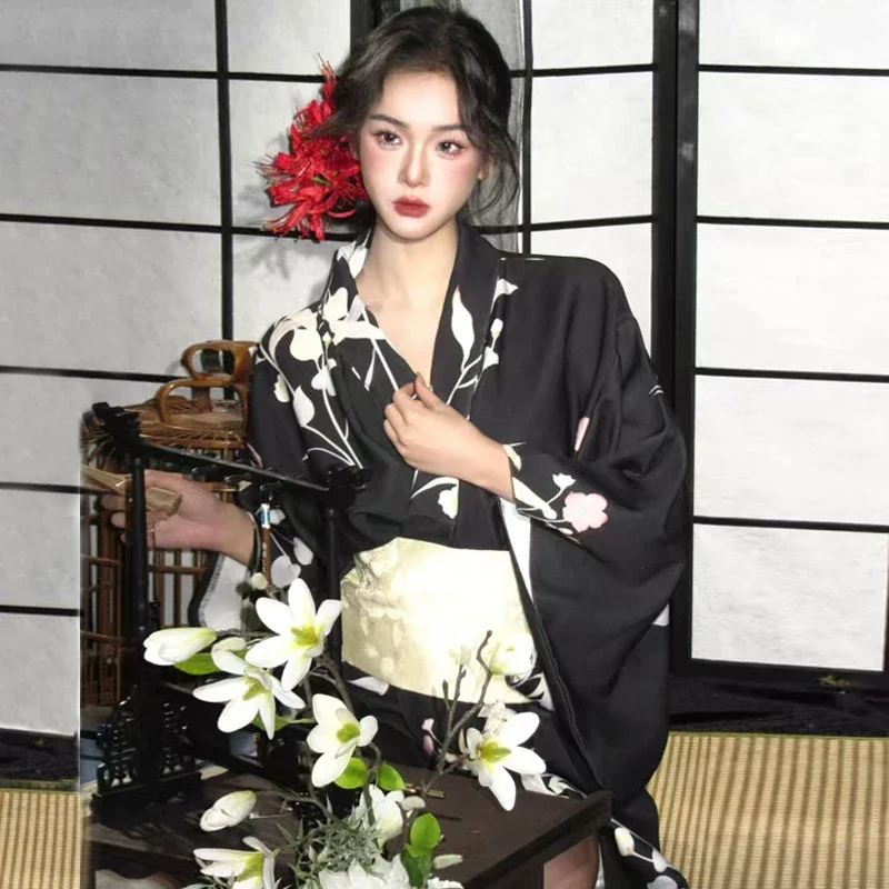 2025 película de Anime Cosplay disfraces de Halloween para mujeres ropa para sesión de fotos Kimono japonés negro ropa Cultural gótica asiática