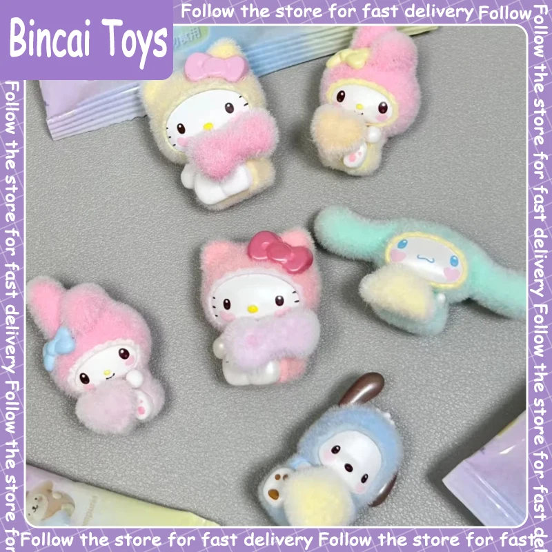 

Персонажи Sanrio, пушистая маленькая детская серия, слепая коробка, сумка-сюрприз, милая мини-кукла, флокированное украшение для рабочего стола, модный тренд, подарок