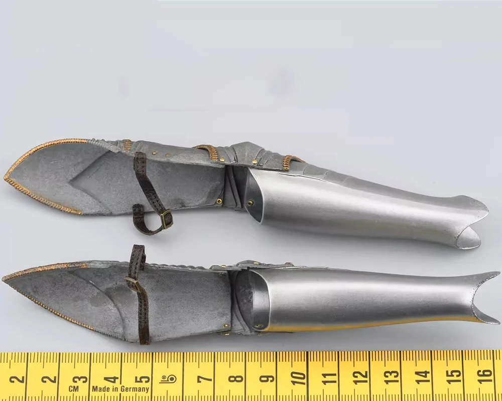 POPTOYS ALS016 The Era of Europa War Gothic Knight Female Soldier Long Leg Armor Pant Elbow Armor For 12" Action Figure DIY 1/6