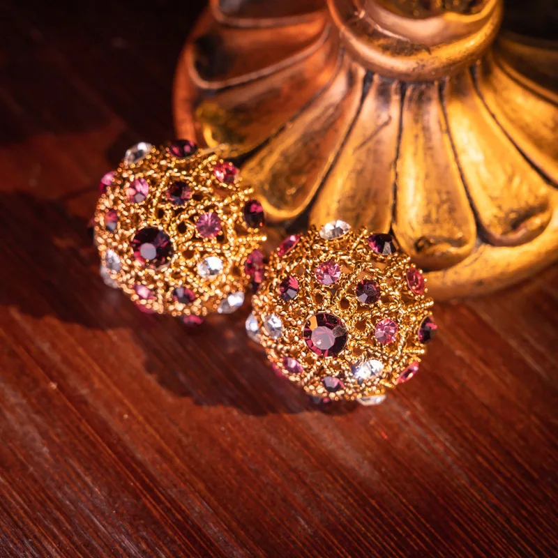 Vintage fashion classic gold studded with diamond brooch earrings for women‘s girl party gift jewlry whosale