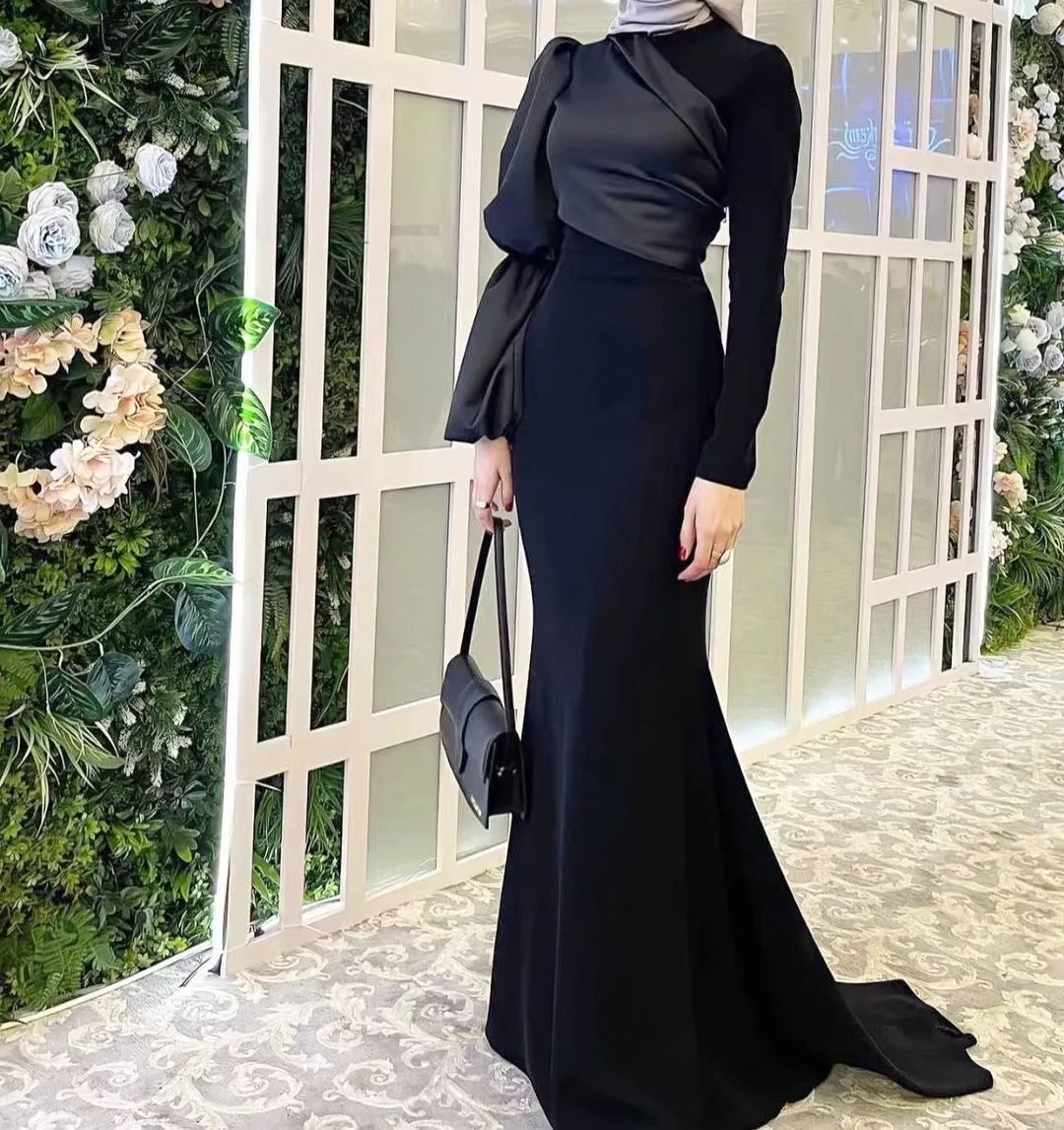 

Saudi Arabia Women Wear Black Mermaid Dresses for Evening Party Ruched Long Sleeves Zipper Back Dubai Prom Trumpet Gowns