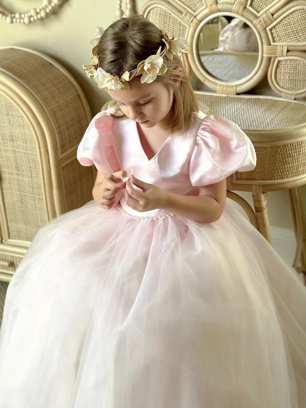 Flower Girl Dress For Wedding Light Pink Tulle Puffy Pearls Short Sleeve  Elegant Kids Birthday Party First Communion Ball Gown