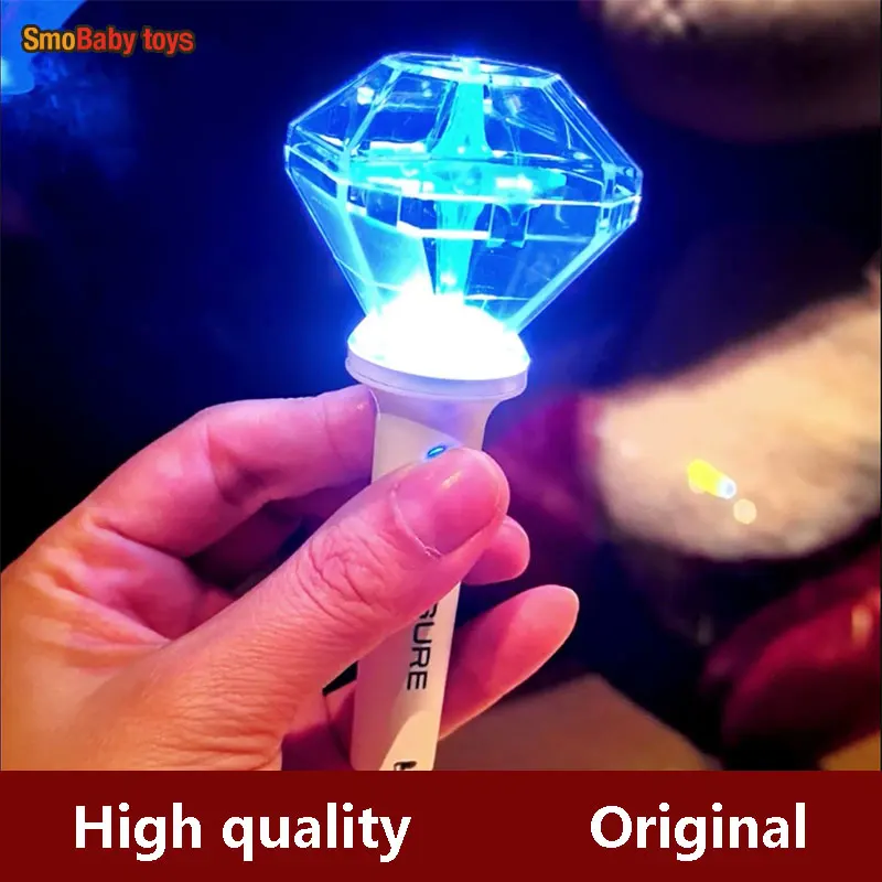 

Mini Kpop TREASRENg Lightstick Keyring Mini Glow Stick Keychains Pendant Gift