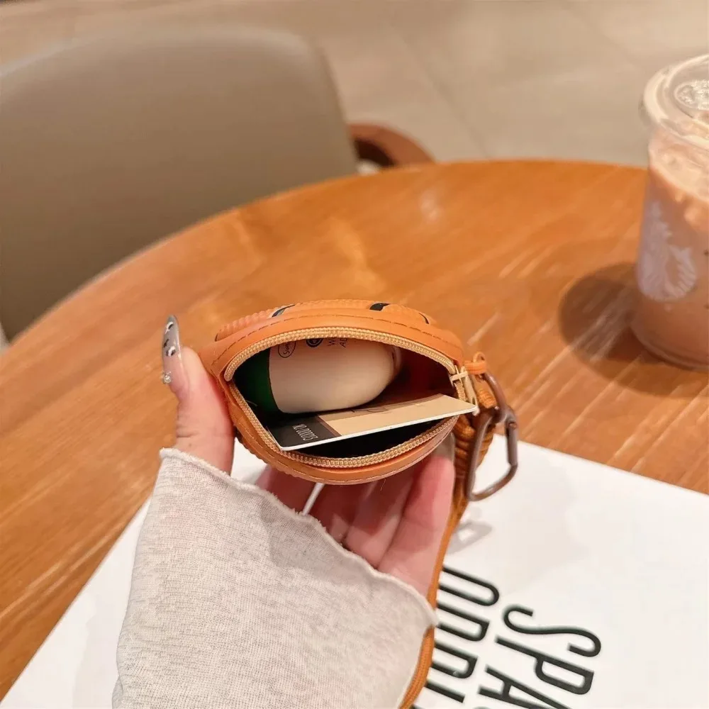 Creative Sports Silicone Coin Purse Basketball Football Volleyball Baseball Shaped Storage Bag Portable Headphone Box Keychain