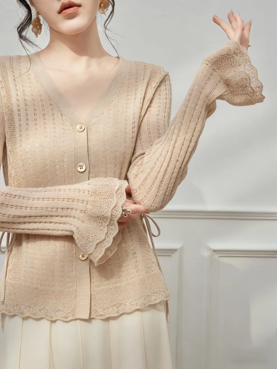 

Oatmeal Mixed Knitted Slim Fit V-Neck Cardigan Top Thin Outerwear Women's Early Summer Jacket Simple Casual Commute Style