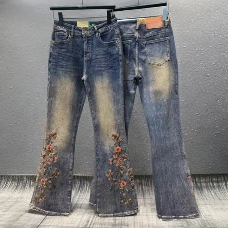 2026 Autumn Winter New European Fat Sister Velvet Embroidered Flower Hot Diamond High Waist Slim Elastic Denim Micro-pull Pants
