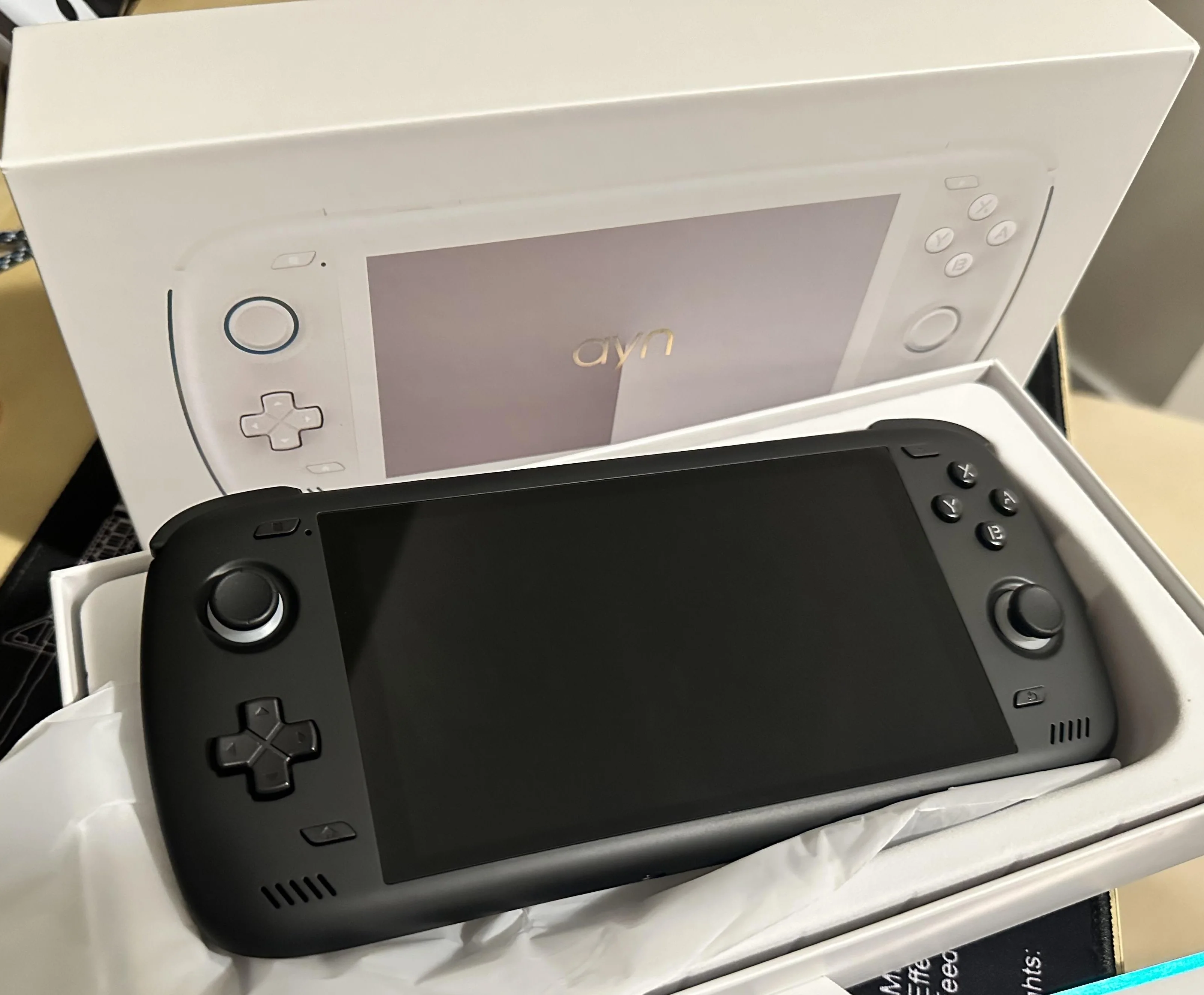 Original AYN Odin2 Portal Game Console 1920*1080 OLED Screen 8000mAh 7" 120HZ SnapDragon 8GEN2 Handheld Game Console Custom Gift