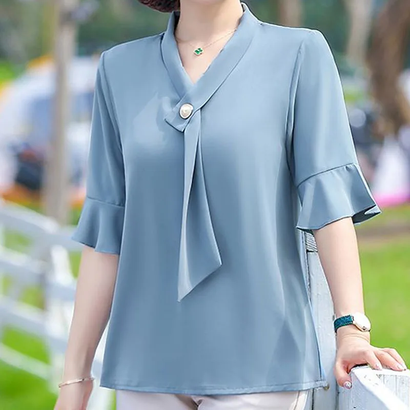 Simplicity Elegant Solid Color Chiffon Shirt Women's Clothing Summer All-match Fashion Spliced Short Sleeve V-Neck Blouse Female