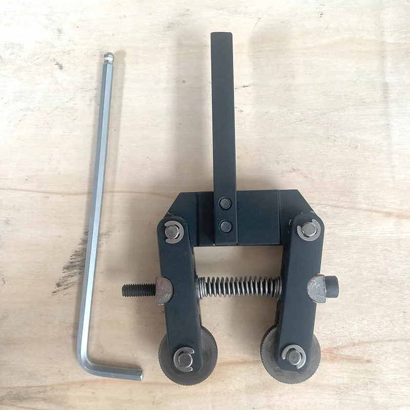 10MM double-wheel knurling knife for small lathe,external straight-grain,reticulated knurling knife,pair-clip knurling knife