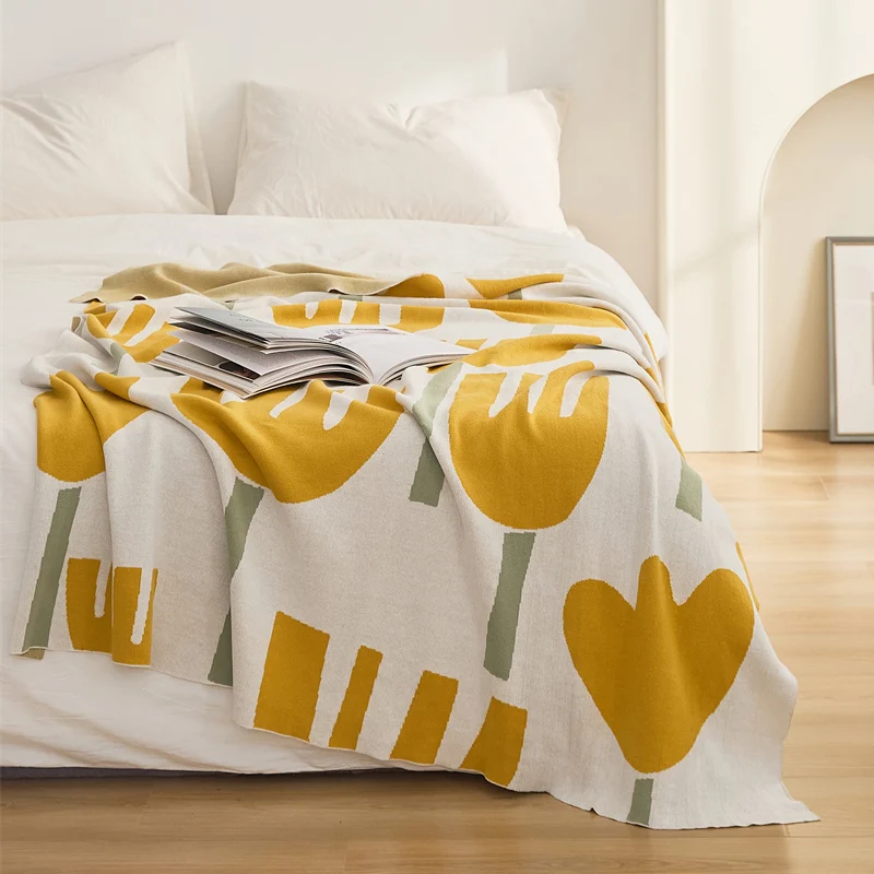 Spring and Summer Simple Flowers Four Seasons Cotton Knitted Sofa Pillow Office Nap Cover Blanket Bedroom