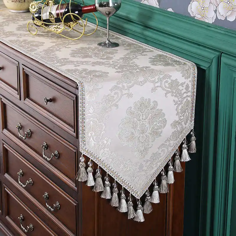 High Density Jacquard Table Runner Non-slip Coffee Table Runner Vintage Embroidered Home Decor Dining Table Long Cloth Tassel