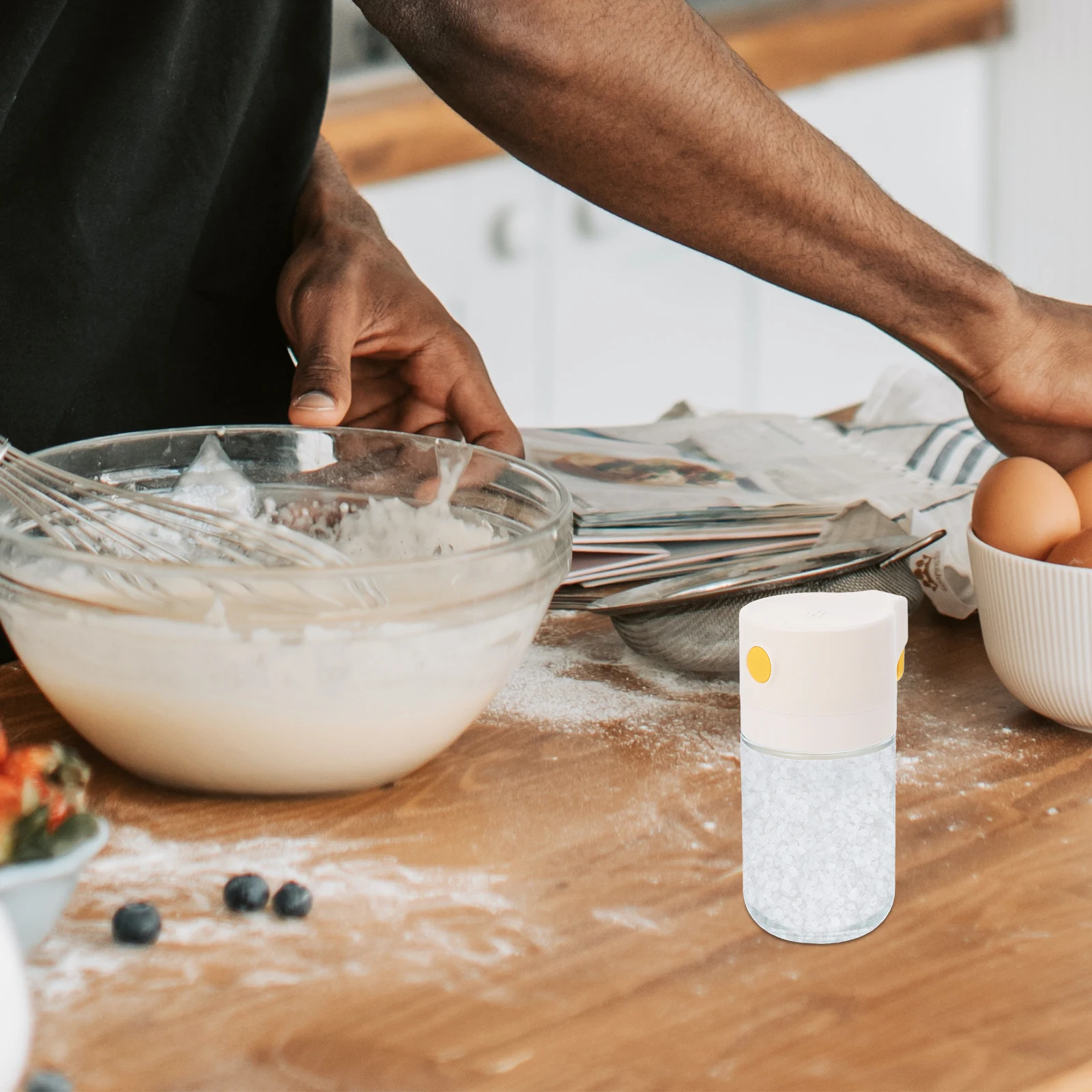 

Transparent Glass Spice Jar Salt Pepper Shaker with Airtight Lid Precision Measuring for Kitchen Cooking Baking Seasoning