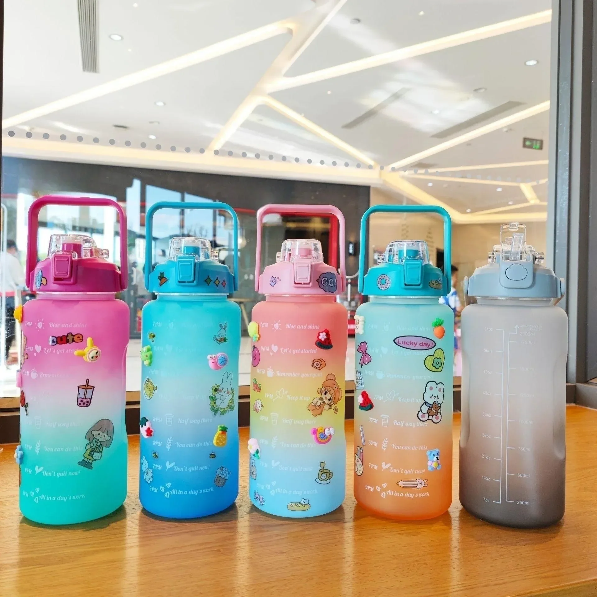 New 2000ml Gradient Water Bottle Frosted Cup Large Capacity Water Bottle Anti Falling Sports Water Bottle