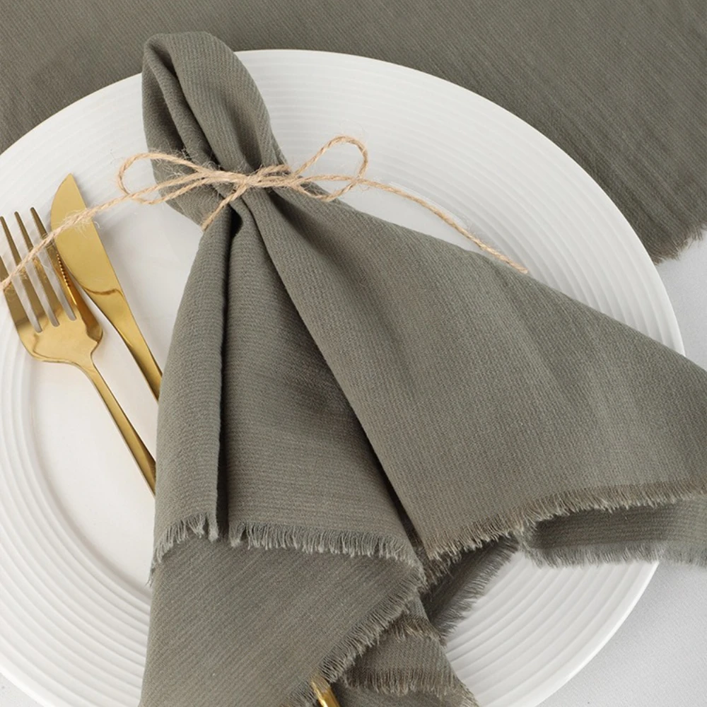 

Set of 24 Cloth Napkins 42x42cm Cotton Washable Napkins with Handmade Tassels Delicate Soft for Dinners Parties Wedding Decor