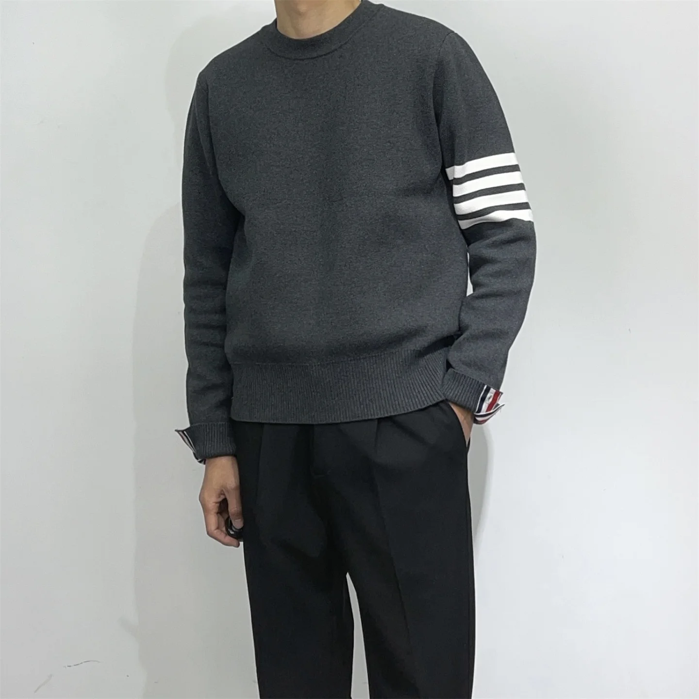 

High-End Men's Casual Loose round Ne Sweater Combed Cotton Inner Knitted irt Youth Straight Tube Sle Winter Long Sve