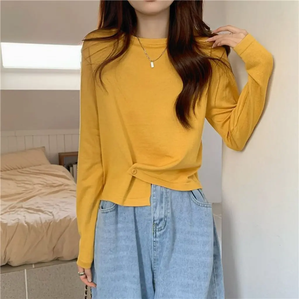 

Women's Slim Fit Long-Sleeved Sweater round Neck Irregular Split Western Style Sexy All-Match Pullover Top for Spring