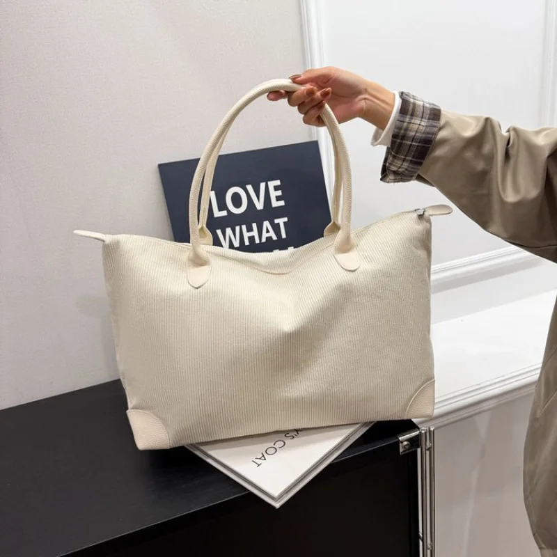 

Famous Designer Elegant Crossbody Handbag Leather Women's Bag Luxury Brand Classic Paris Exceptional Craft Commuter Bag​