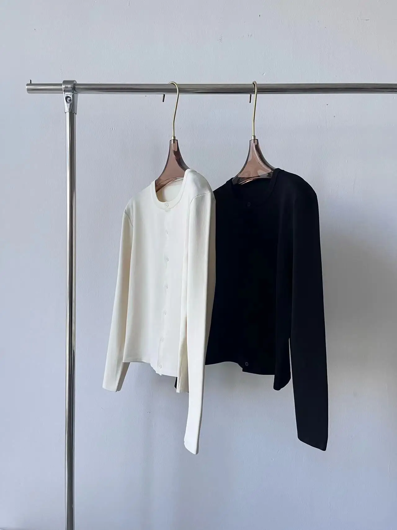 

THE R** Autumn And Winter New Fashion Classic Basic Slimming Round Neck Knitted Cardigan Top Women's Casual Skirt Set Simple