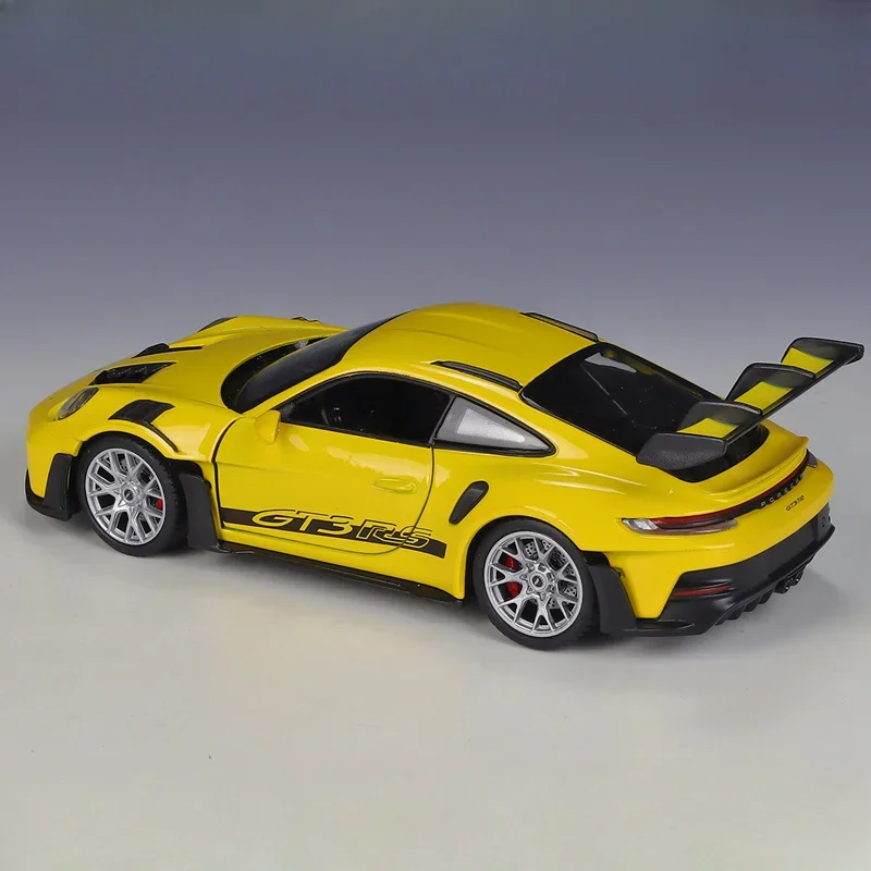 Welly 1:24 Porsche 911 GT3 RS Alloy Sports Car Model Diecast Metal Track Racing Vehicles Car Model Simulation Childrens Toy Gift