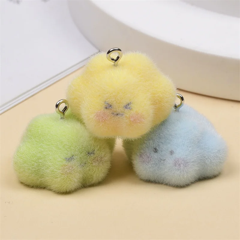 

Зимний стиль, 40 шт./лот, цвет, флокирующийся эффект, мультяшные облака, форма, смоляные куклы, бусины, ювелирные изделия «сделай сам», кулон для одежды, аксессуар