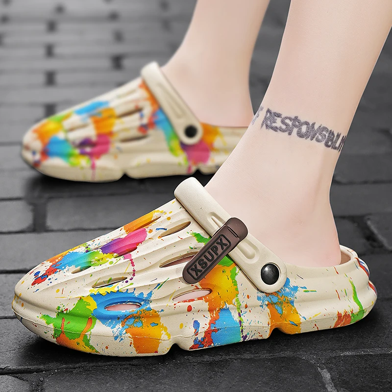 

Лето 2025 г., уличная летняя забавная обувь с отверстиями, мужские тапочки для взрослых, повседневная трендовая обувь с отверстиями для воды, легкая и модная