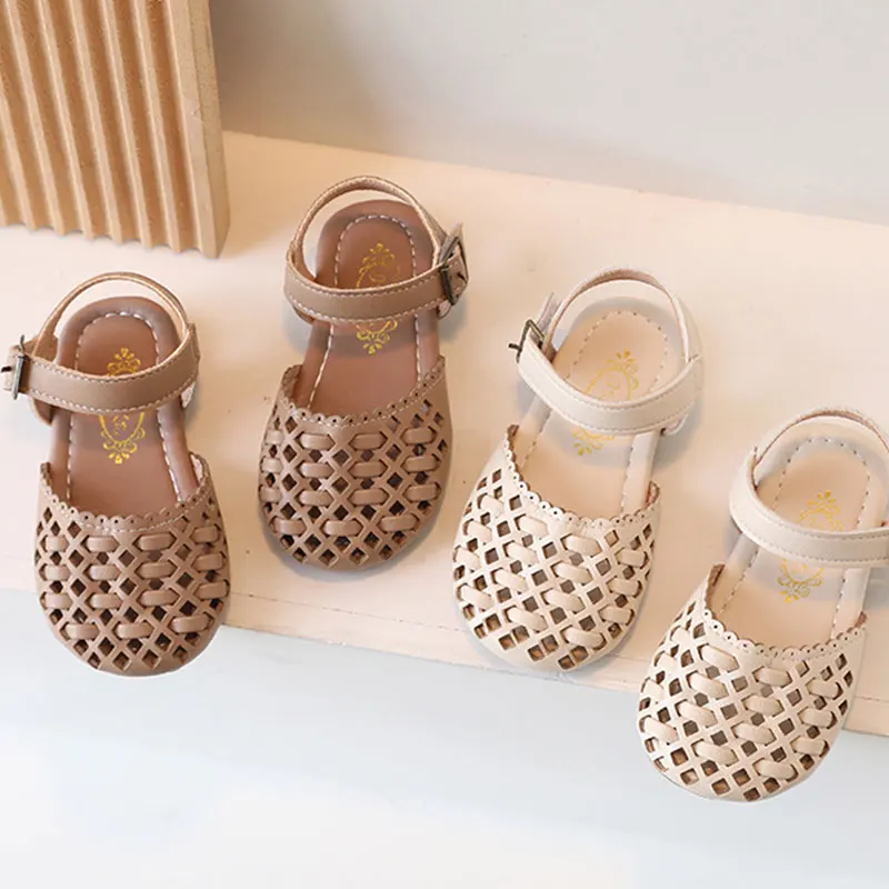 Summer New Children Sandals Girl Knitted Hollow Princess Shoes Anti Kick Soft Sole Baby Walking Shoes