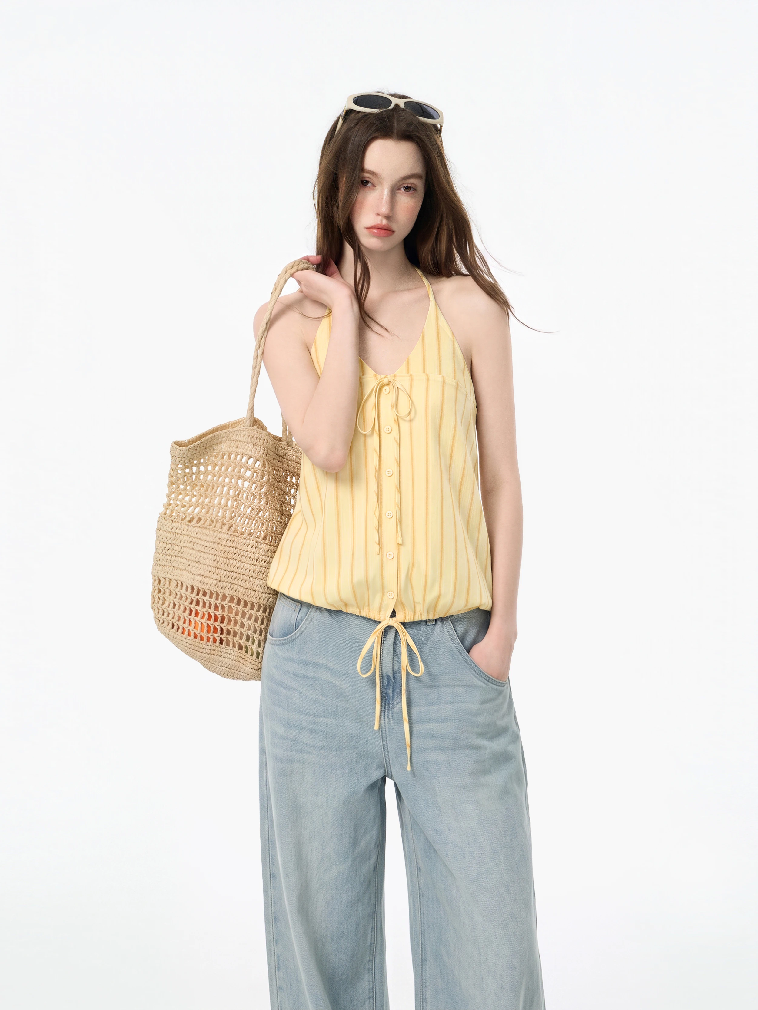 Dopamine Yellow Striped Neck Hanging V-Neck Strap Vest Women Summer Slim Fit Backless Short Sleeveless Top Commute Style Regu...
