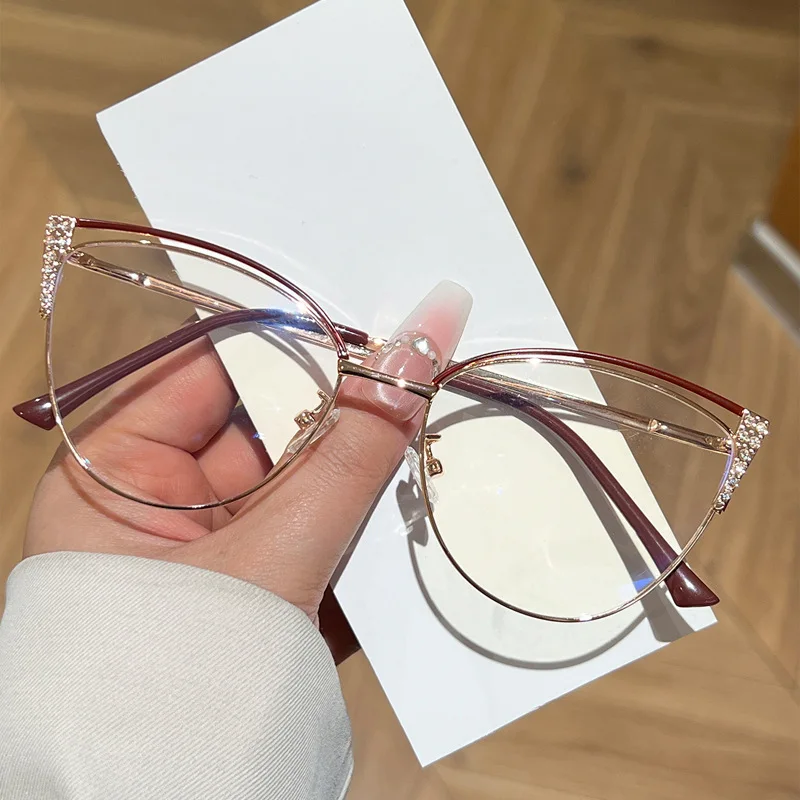 Oculos-Opticos-anti-luz-azul-para-mulheres-estilo-sexy-personalizados-para-miopia-Oculos-de-leitura-progressivos-com-armacao-de-diamante