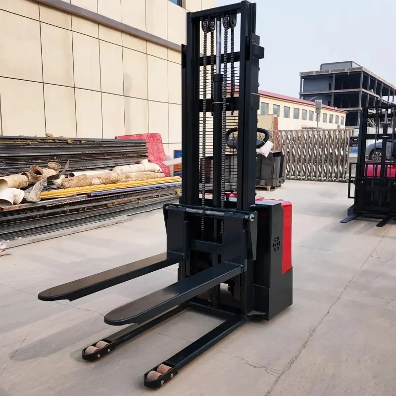 Customized Robust Fast Charging 2000kg Lithium-Ion Battery Electric Stacker With 3t Capacity For Loading Dock Use