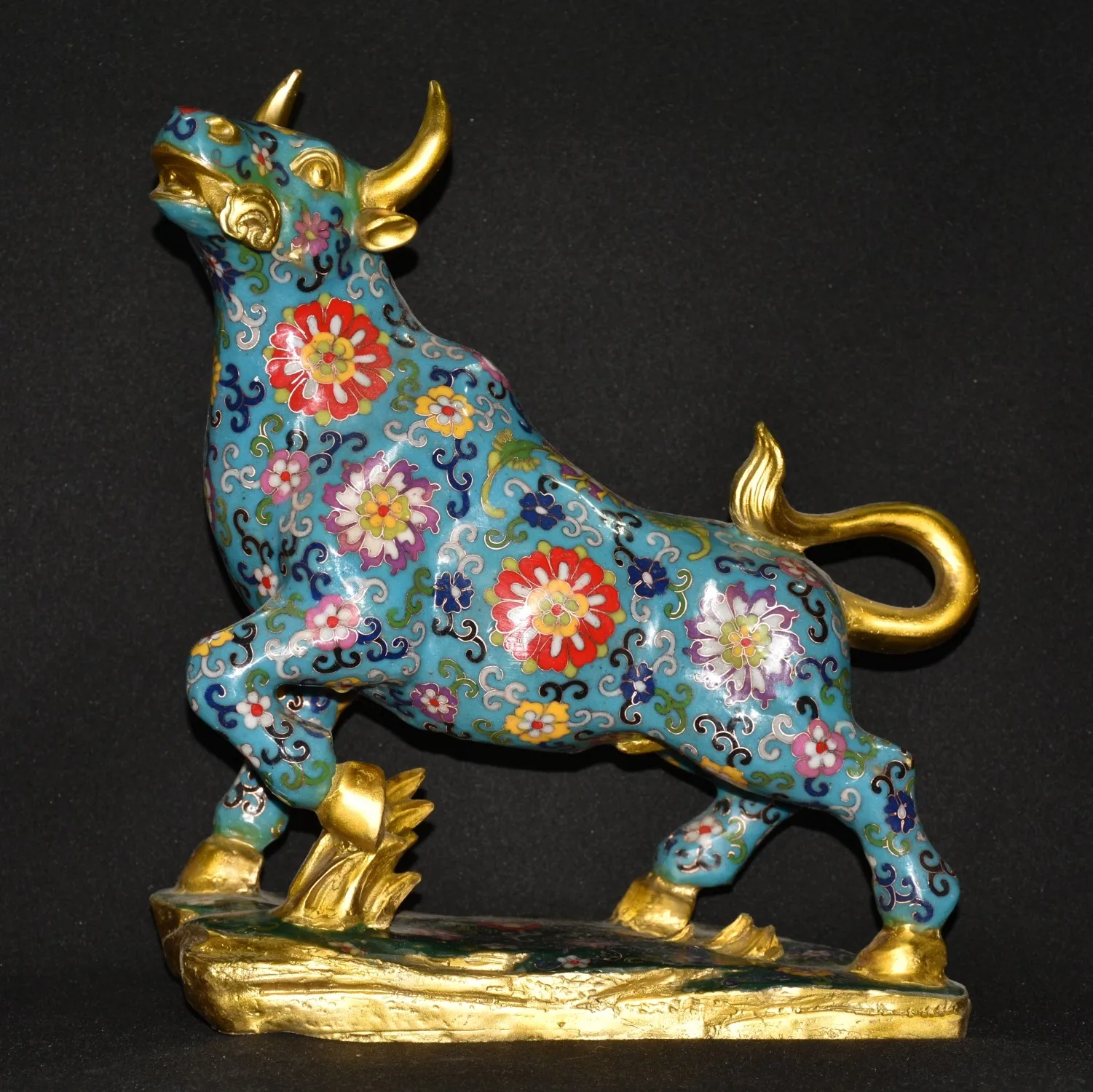 

16"Tibetan Temple Collection Old Bronze Cloisonne Enamel Zodiac Ox Bullfighting Struggle cow Gather fortune ornament Town house