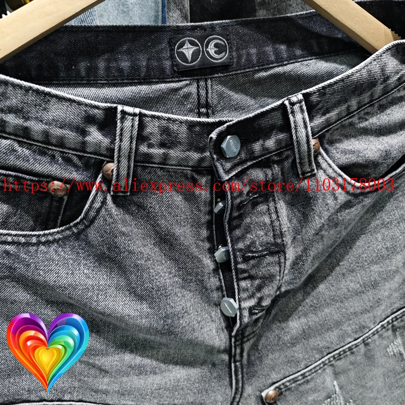 2025 Thug Club Hole Damaged Short Jeans Back Pockets Embroidery Star Moon Jort Men Women Black Blue Washed Button Fly Shortpant