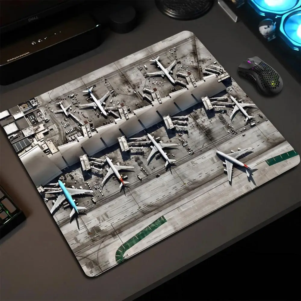 

Airport Design Mouse Pad Game Professional Ultrafine Surface Rubber Anti-slip Mousepad Gamer Computer Accessories 45X40 Desk Mat