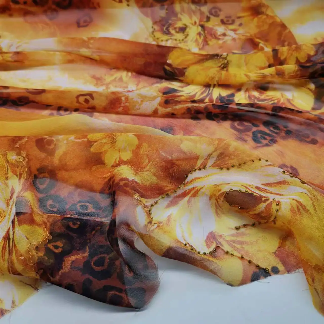 

Sequin Embroidery Silk 100% Soie Fabric Bling Saree Dress Sudan Toub Hijab Scarf Sewing Material